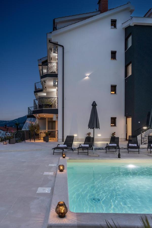 Villa Adriatic, Apartment Chiara With Sea View And Heated Swimming Pool, Free Private Parking, Ичичи Экстерьер фото